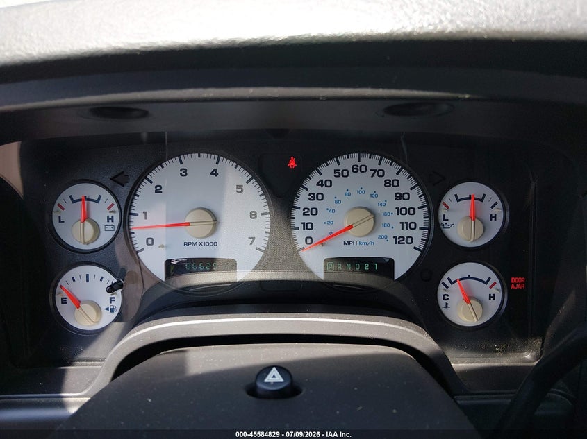 2005 Dodge Ram 1500 VIN 1D7HU16D05J588044 IAAI salvage auction — NORMAL WEAR, Clear (North Carolina), sold $8,450 on 2026-07-15 (photo 7)