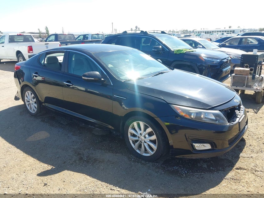 2015 Kia Optima VIN 5XXGM4A74FG354018 IAAI salvage auction — NORMAL WEAR, Salvage Title, sold $350 on 2026-07-29 (photo 1)