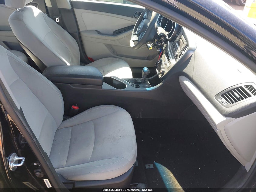 2015 Kia Optima VIN 5XXGM4A74FG354018 IAAI salvage auction — NORMAL WEAR, Salvage Title, sold $350 on 2026-07-29 (photo 5)