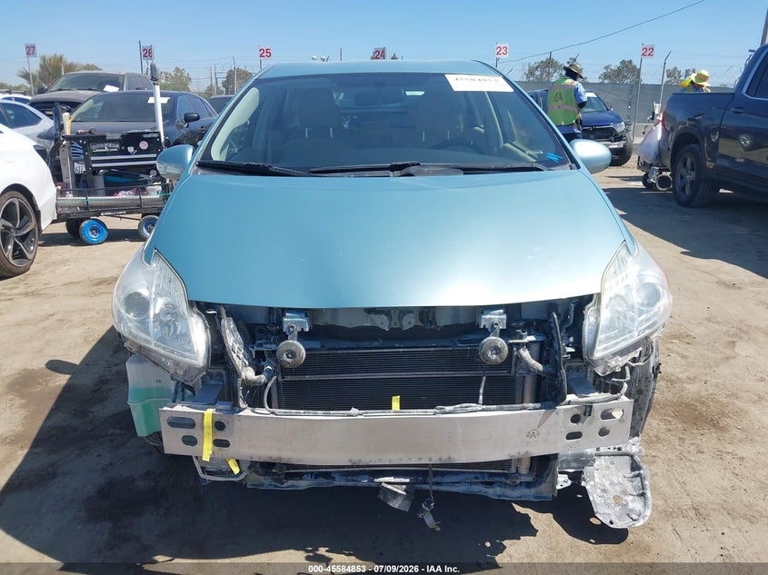 2013 Toyota Prius VIN JTDKN3DU6D5608316 IAAI salvage auction — FRONT END, Salvage (California), sold $3,700 on 2026-07-29 (photo 6)