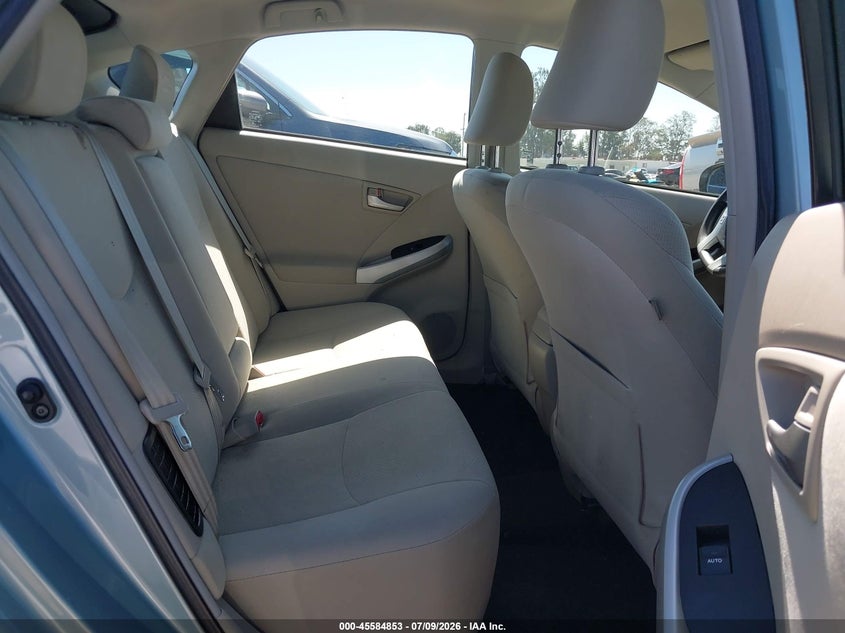 2013 Toyota Prius VIN JTDKN3DU6D5608316 IAAI salvage auction — FRONT END, Salvage (California), sold $3,700 on 2026-07-29 (photo 8)