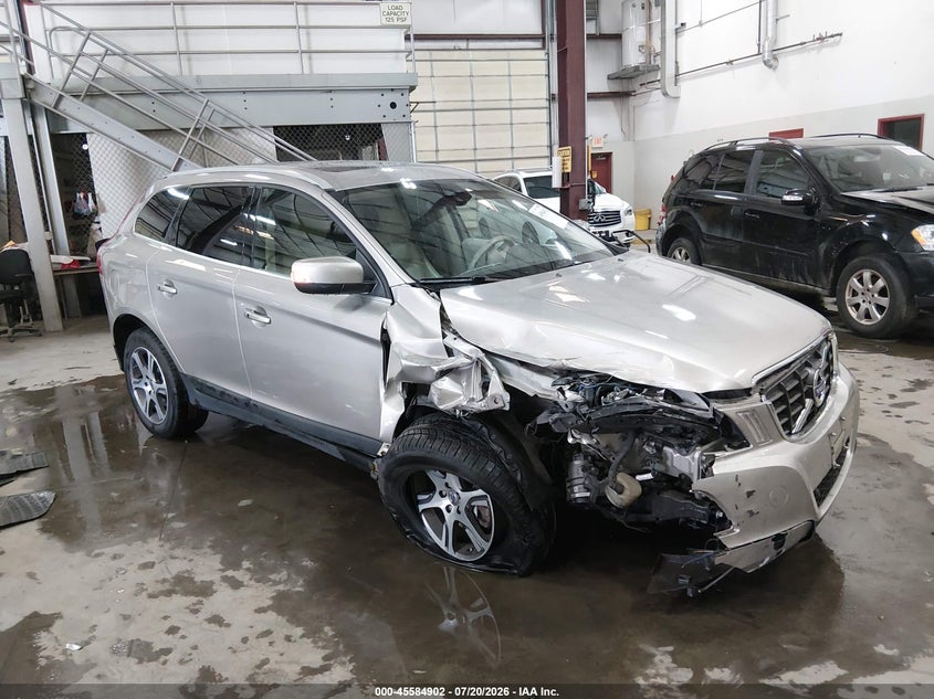2012 Volvo Xc60 VIN YV4902DZ8C2310754 IAAI salvage auction — RIGHT FRONT, Salvage Title, sold $1,150 on 2026-08-14 (photo 1)