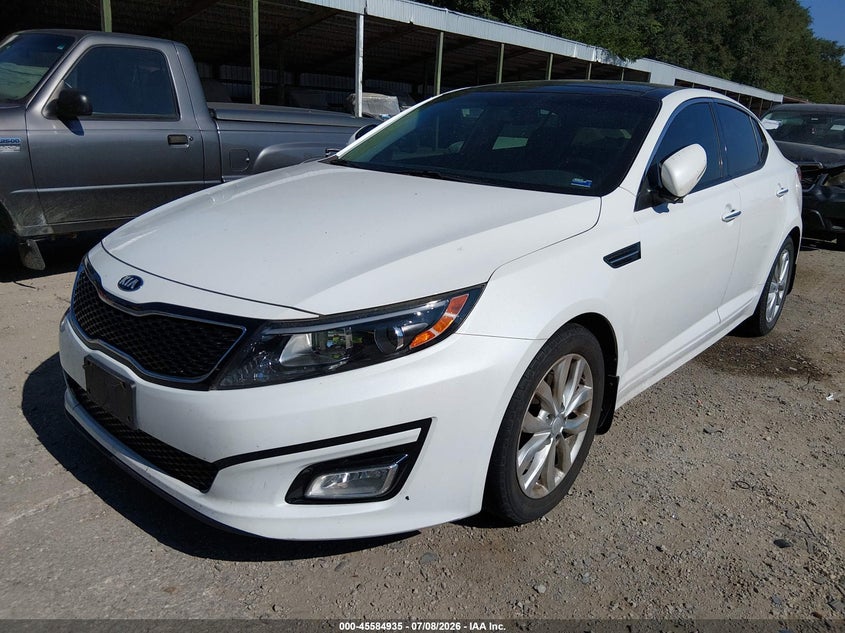 2015 Kia Optima VIN 5XXGN4A7XFG508776 IAAI salvage auction — NORMAL WEAR, Clear (Missouri), sold $900 on 2026-07-29 (photo 2)