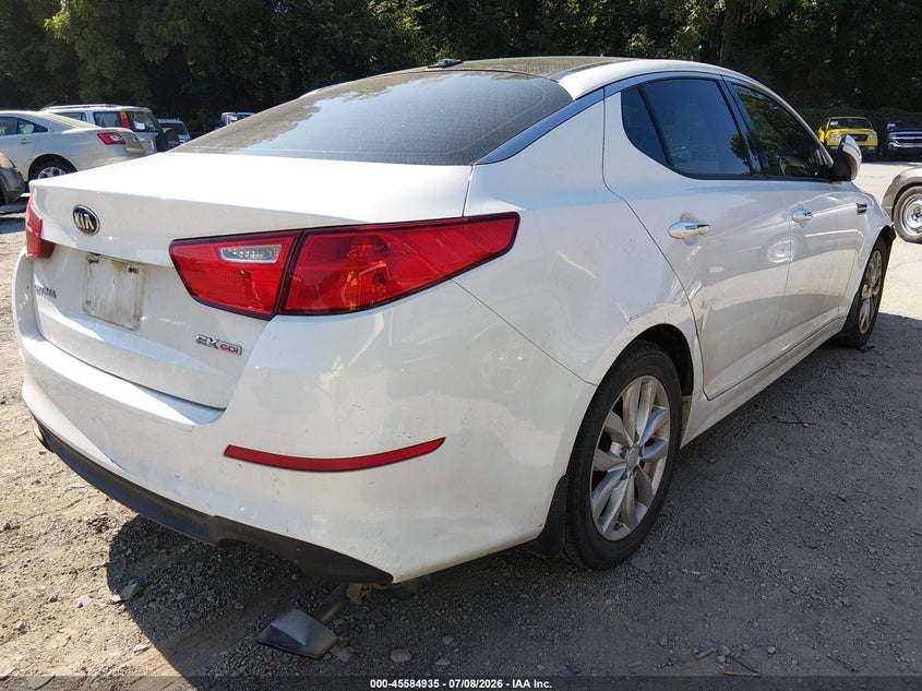 2015 Kia Optima VIN 5XXGN4A7XFG508776 IAAI salvage auction — NORMAL WEAR, Clear (Missouri), sold $900 on 2026-07-29 (photo 4)