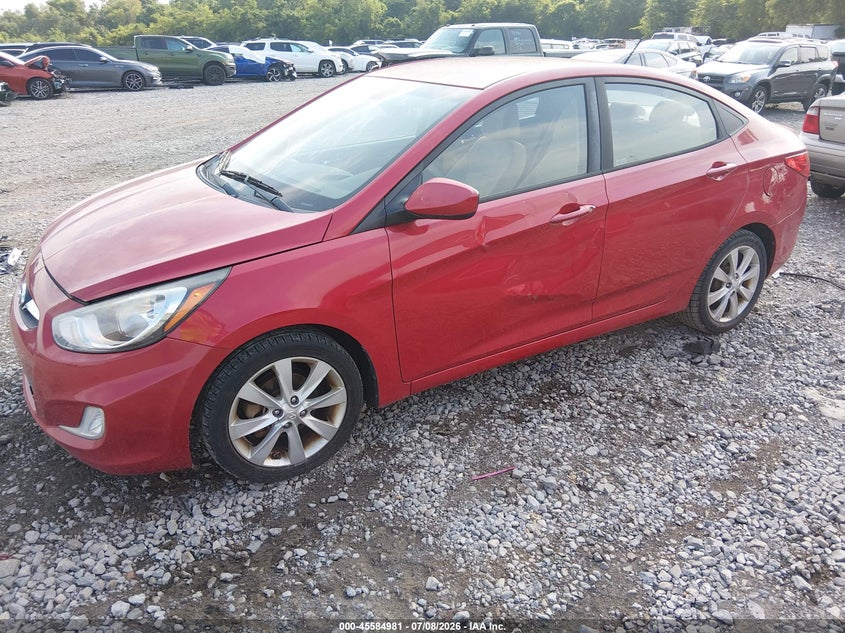 2013 Hyundai Accent VIN KMHCU4AE9DU429330 IAAI salvage auction — NORMAL WEAR, Clear (Tennessee), sold $425 on 2026-07-30 (photo 2)