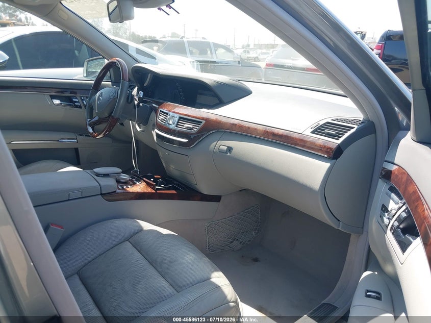 2011 Mercedes-benz S class VIN WDDNG7BB3BA367485 IAAI salvage auction — NORMAL WEAR, Clear - Dealer Only (California), sold $6,325 on 2026-07-15 (photo 5)
