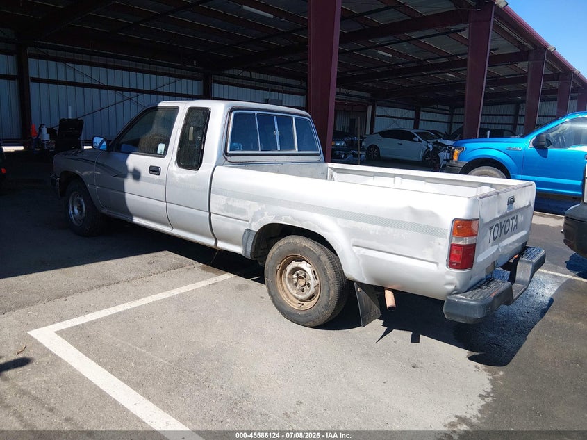 1991 Toyota Pickup VIN JT4RN93P2M5028770 IAAI salvage auction — NORMAL WEAR, Clear - Dealer Only (California), sold $2,150 on 2026-07-28 (photo 3)
