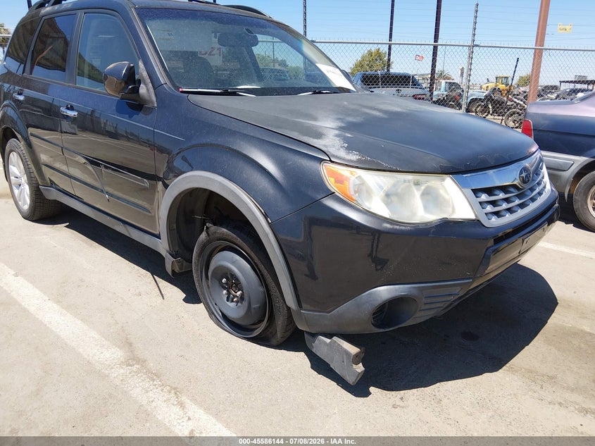 2011 Subaru Forester VIN JF2SHADC9BH767623 IAAI salvage auction — RIGHT SIDE, Clear - Dealer Only (California), sold $825 on 2026-07-28 (photo 6)