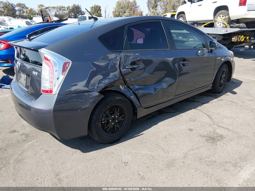 2015 Toyota Prius VIN JTDKN3DU9F1987323 IAAI salvage auction — RIGHT SIDE, Salvage (California), sold $2,050 on 2026-07-30 (photo 4)