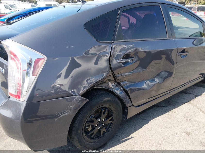 2015 Toyota Prius VIN JTDKN3DU9F1987323 IAAI salvage auction — RIGHT SIDE, Salvage (California), sold $2,050 on 2026-07-30 (photo 6)