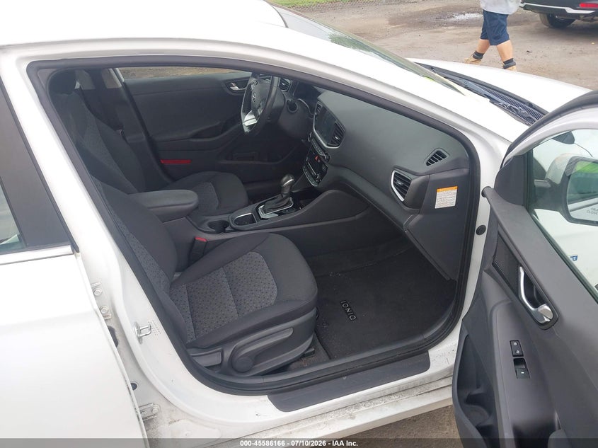 2017 Hyundai Ioniq VIN KMHC75LC8HU039737 IAAI salvage auction — FRONT & REAR, Clear (Virginia), sold $1,450 on 2026-07-28 (photo 5)