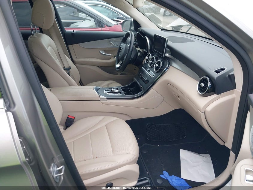 2019 Mercedes-benz Glc VIN WDC0G4JB5KF630531 IAAI salvage auction — RIGHT FRONT, Salvage Certificate (California), sold $7,825 on 2026-07-22 (photo 5)