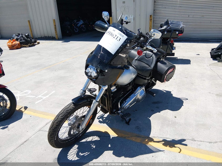 2020 Harley-davidson Softail VIN 1HD1BVJ29LB060085 IAAI salvage auction — SIDE, Salvage (California), sold $1,050 on 2026-09-06 (photo 2)