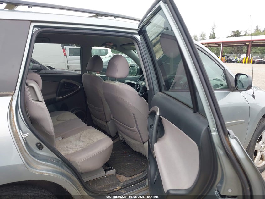 2007 Toyota Rav4 VIN JTMBD33V476045178 IAAI salvage auction — LEFT & RIGHT, Clear (Washington), sold $700 on 2026-07-29 (photo 8)