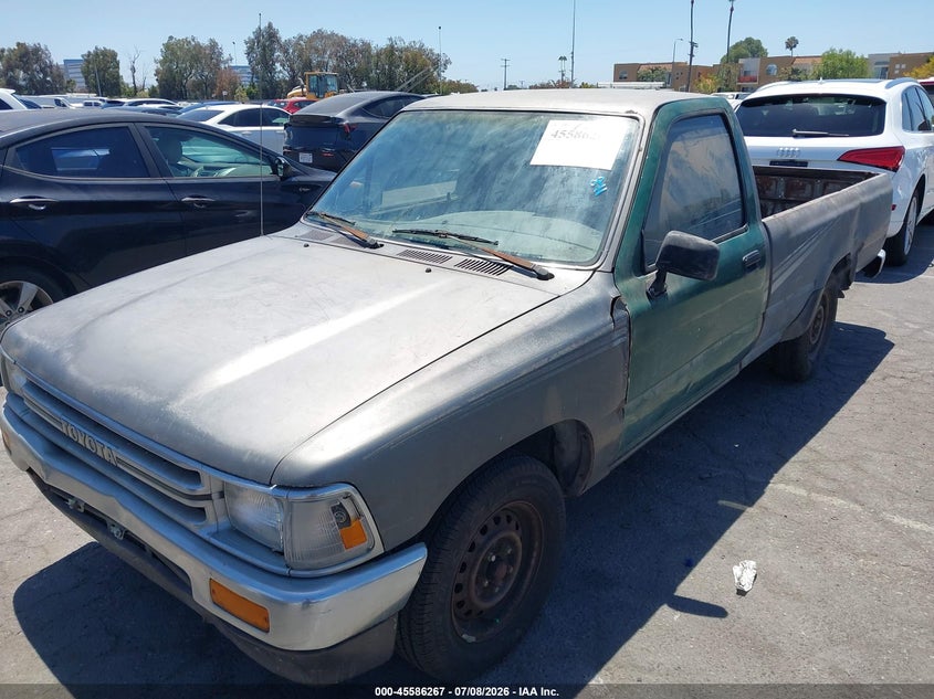 1989 Toyota Pickup VIN JT4RN82P0K0000018 IAAI salvage auction — NORMAL WEAR, Clear - Dealer Only (California), sold $1,525 on 2026-07-16 (photo 6)