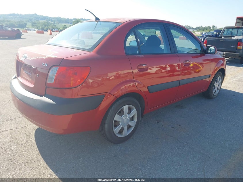 2006 Kia Rio VIN KNADE123X66103431 IAAI salvage auction — NORMAL WEAR, Clear (Missouri), sold $200 on 2026-07-16 (photo 4)