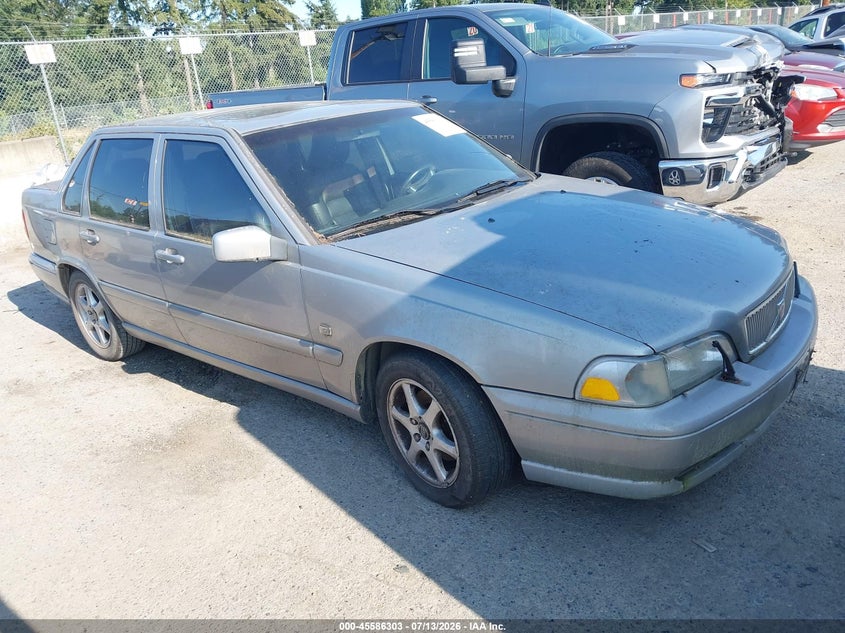 1999 Volvo S70 VIN YV1LS56D8X1587738 IAAI salvage auction — NORMAL WEAR, Clear (Washington), sold $300 on 2026-07-22 (photo 1)