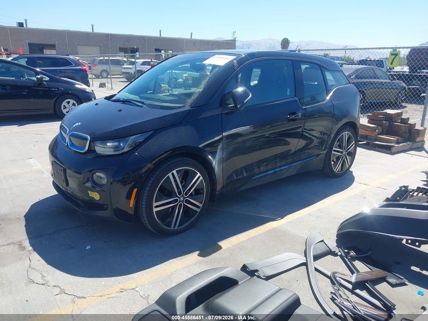 2017 BMW I3 VIN WBY1Z8C38HV892560 IAAI salvage auction — REAR END, Salvage Title, sold $775 on 2026-07-27 (photo 2)