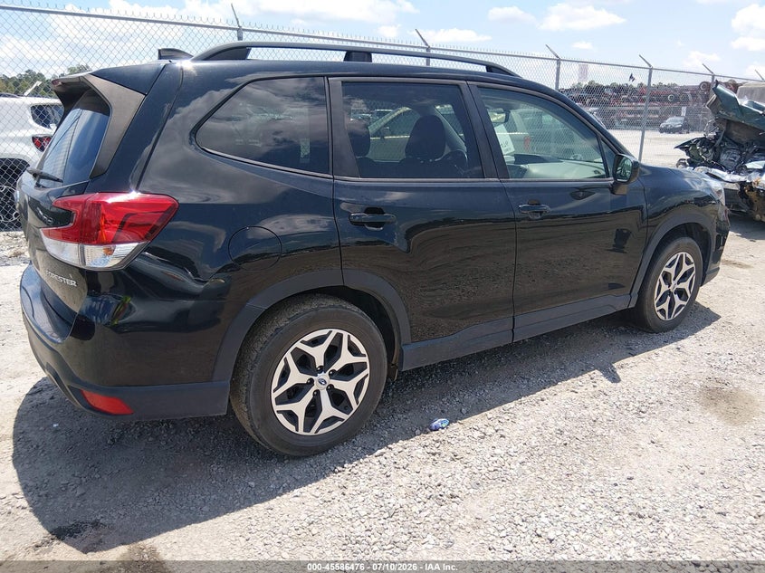 2021 Subaru Forester VIN JF2SKAJC0MH564922 IAAI salvage auction — NORMAL WEAR, Clear (Georgia), sold $6,350 on 2026-07-31 (photo 4)
