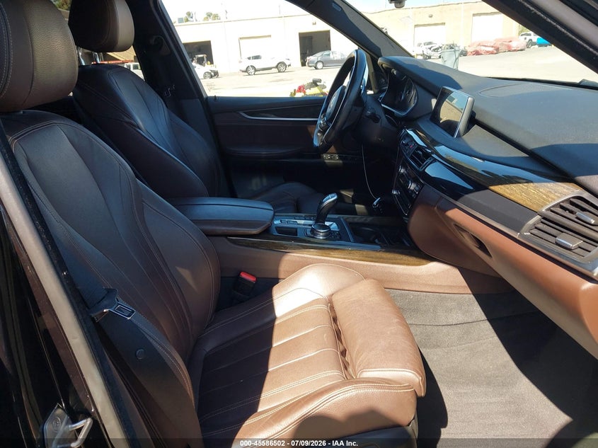 2016 BMW X5 VIN 5UXKR0C50G0S89606 IAAI salvage auction — RIGHT FRONT, Salvage (California), sold $3,900 on 2026-07-29 (photo 5)