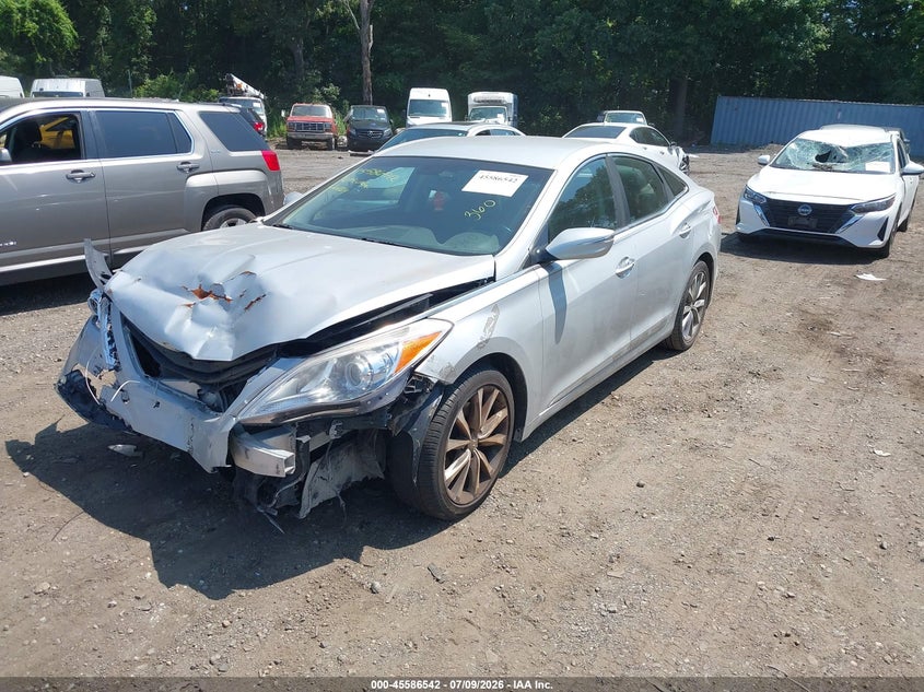 2016 Hyundai Azera VIN KMHFG4JG1GA555208 IAAI salvage auction — NORMAL WEAR, Clear (New Jersey), sold $1,200 on 2026-07-28 (photo 2)