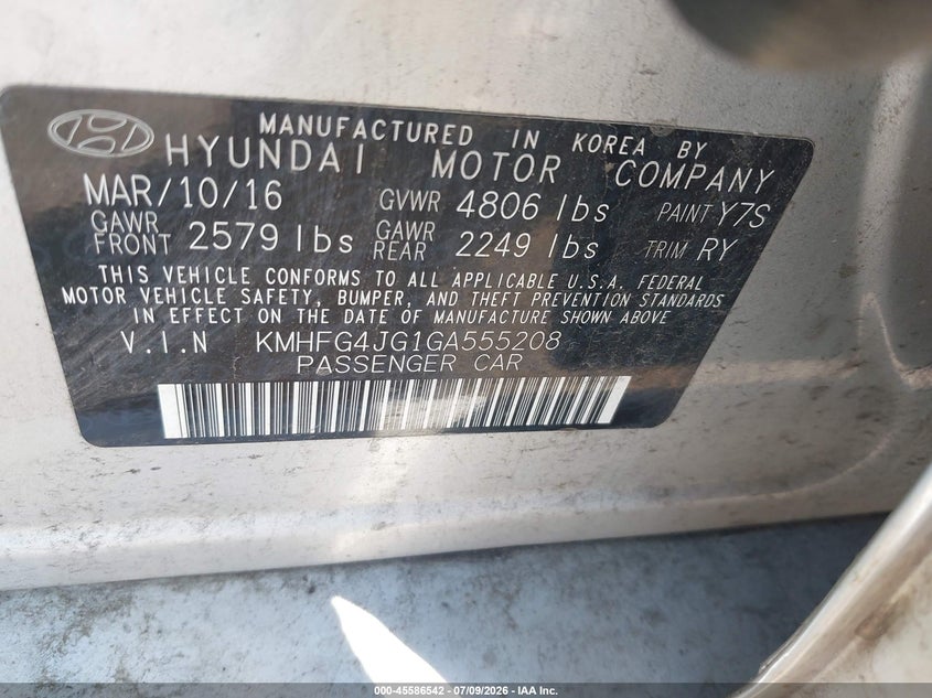 2016 Hyundai Azera VIN KMHFG4JG1GA555208 IAAI salvage auction — NORMAL WEAR, Clear (New Jersey), sold $1,200 on 2026-07-28 (photo 9)