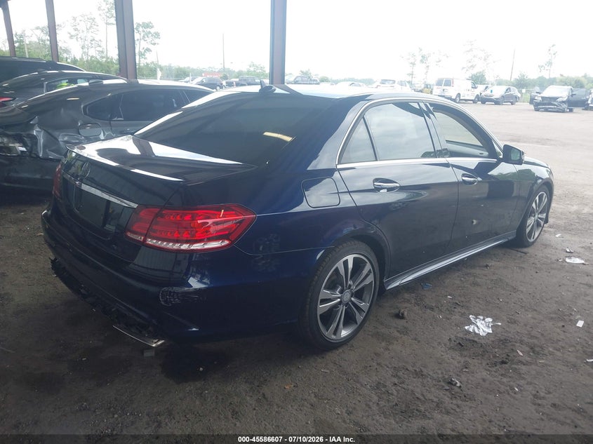 2016 Mercedes-benz E-klasse VIN WDDHF5KB4GB301310 IAAI salvage auction — LEFT SIDE, Rebuildable (Florida), sold $1,650 on 2026-08-18 (photo 4)