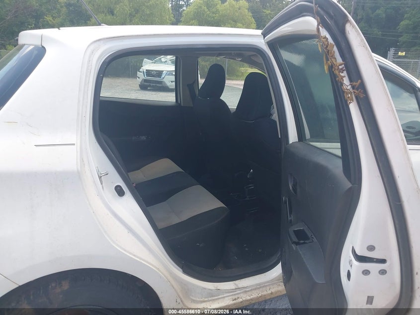 2012 Toyota Yaris VIN JTDKTUD30CD509224 IAAI salvage auction — NORMAL WEAR, Clear (Alabama), sold $1,050 on 2026-07-31 (photo 8)