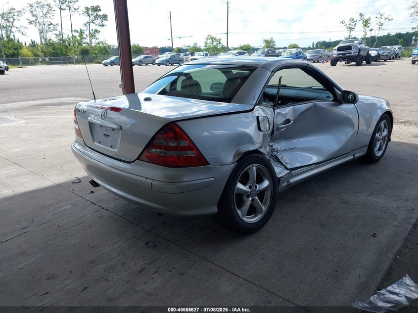 2003 Mercedes-benz Slk-klasse VIN WDBKK65F63F286052 IAAI salvage auction — RIGHT SIDE, Rebuildable (Florida), sold $25 on 2026-07-28 (photo 4)