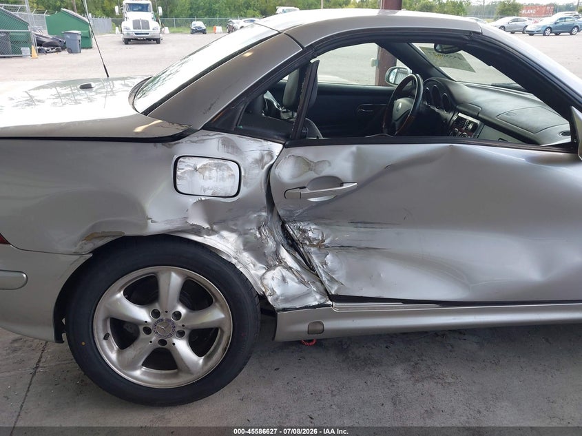 2003 Mercedes-benz Slk-klasse VIN WDBKK65F63F286052 IAAI salvage auction — RIGHT SIDE, Rebuildable (Florida), sold $25 on 2026-07-28 (photo 6)