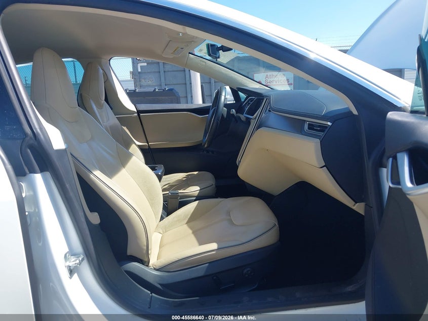 2013 Tesla Model s VIN 5YJSA1CN9DFP23016 IAAI salvage auction — FRONT END, Salvage Title, sold $2,700 on 2026-07-22 (photo 5)