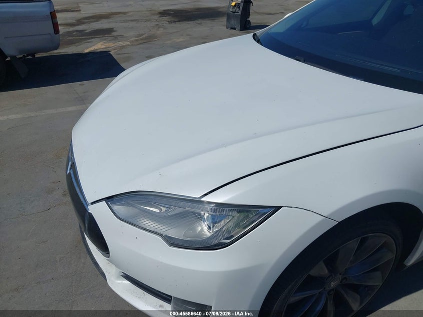 2013 Tesla Model s VIN 5YJSA1CN9DFP23016 IAAI salvage auction — FRONT END, Salvage Title, sold $2,700 on 2026-07-22 (photo 6)