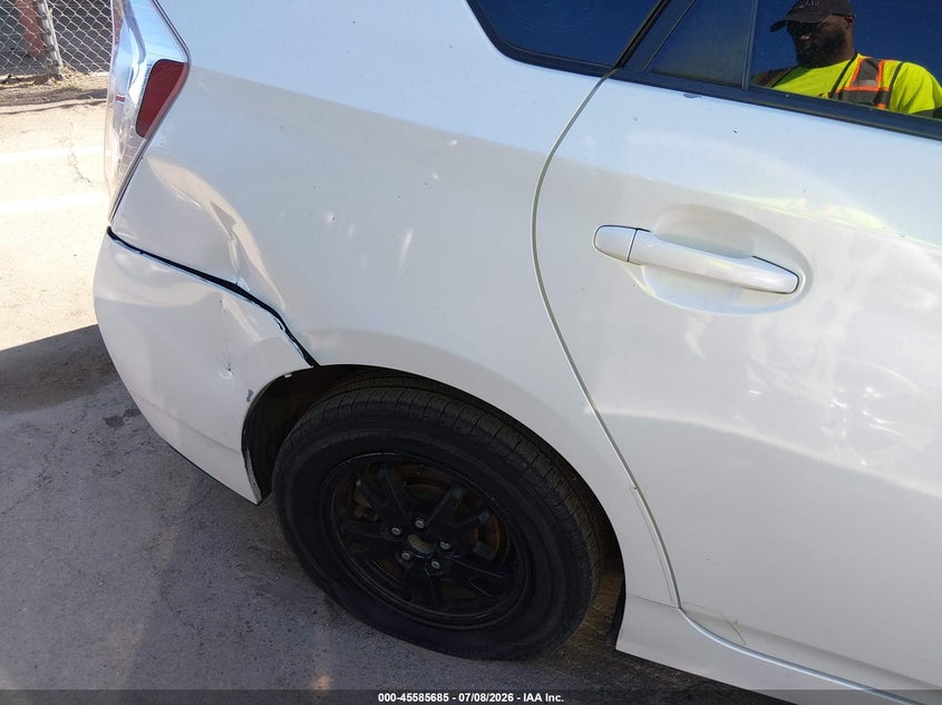 2014 Toyota Prius VIN JTDKN3DU8E1737165 IAAI salvage auction — RIGHT REAR, Clear - Dealer Only (California), sold $3,350 on 2026-07-14 (photo 6)