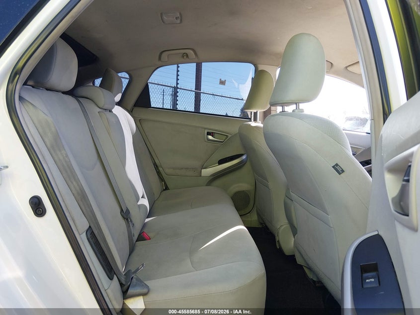 2014 Toyota Prius VIN JTDKN3DU8E1737165 IAAI salvage auction — RIGHT REAR, Clear - Dealer Only (California), sold $3,350 on 2026-07-14 (photo 8)