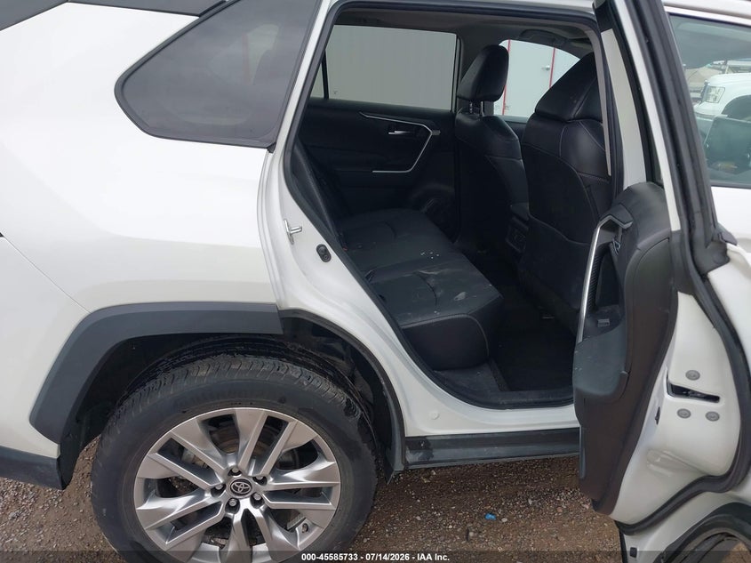2022 Toyota Rav 4 VIN 2T3A1RFV6NW257322 IAAI salvage auction — ROOF, Salvage (Montana), sold $13,200 on 2026-08-22 (photo 8)