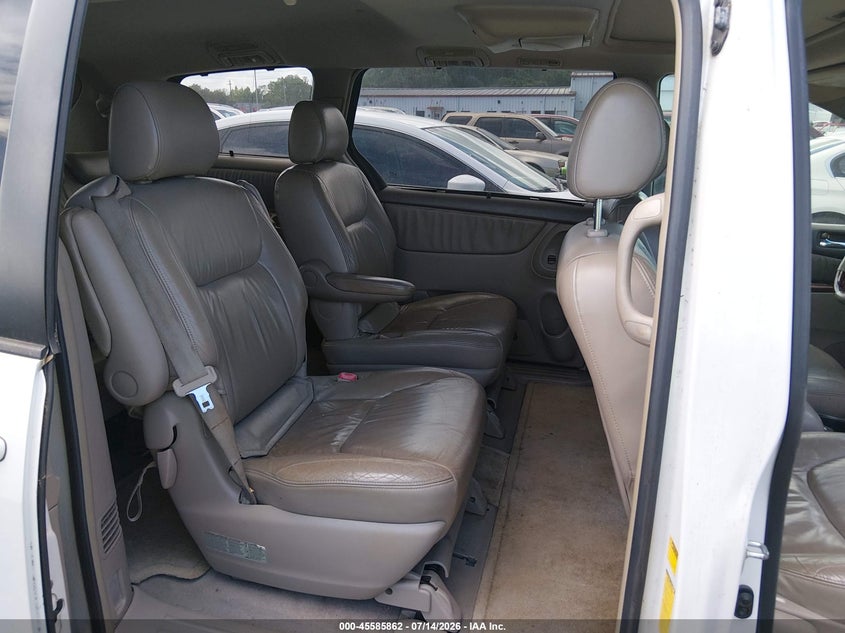 2004 Toyota Sienna VIN 5TDZA22C94S210493 IAAI salvage auction — NORMAL WEAR, Clear-Dealer Only (North Carolina), sold $1,150 on 2026-07-20 (photo 8)