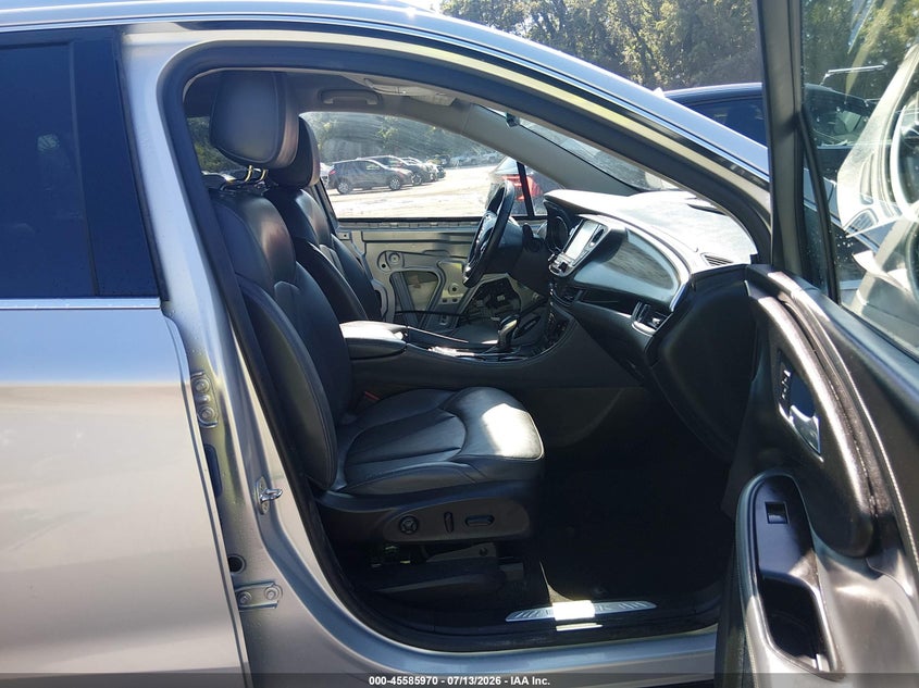 2019 Buick Envision VIN LRBFXCSA5KD039366 IAAI salvage auction — FRONT & REAR, Salvage (Kansas), sold $1,275 on 2026-09-02 (photo 5)