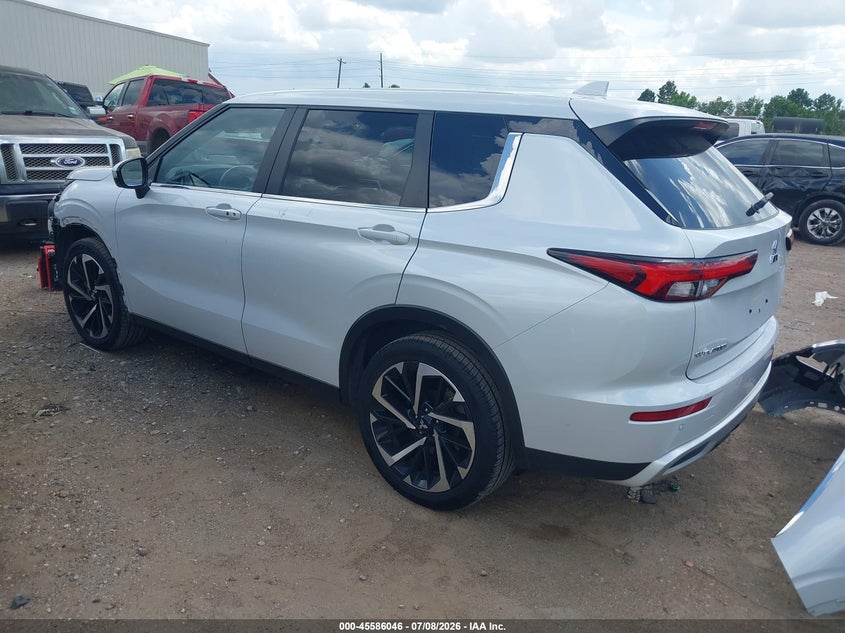 2024 Mitsubishi Outlander VIN JA4J4VA83RZ071268 IAAI salvage auction — FRONT END, Salvage Title, sold $13,200 on 2026-07-16 (photo 3)