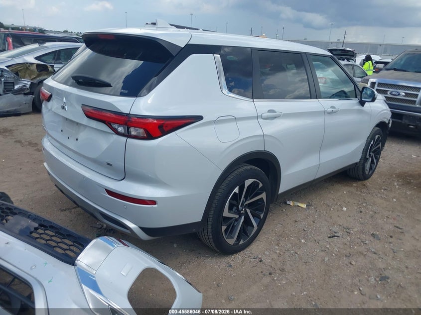 2024 Mitsubishi Outlander VIN JA4J4VA83RZ071268 IAAI salvage auction — FRONT END, Salvage Title, sold $13,200 on 2026-07-16 (photo 4)