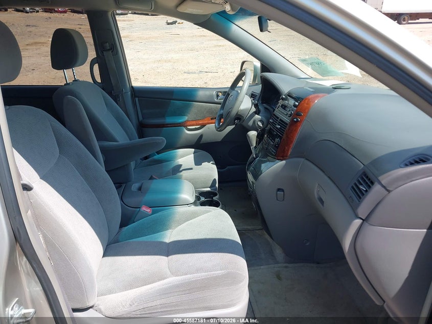 2005 Toyota Sienna VIN 5TDZA22C25S334929 IAAI salvage auction — LEFT REAR, Salvage (North Carolina), sold $225 on 2026-07-27 (photo 5)