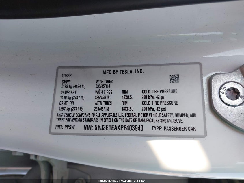 2023 Tesla Model 3 VIN 5YJ3E1EAXPF403940 IAAI salvage auction — RIGHT SIDE, Salvage (Pennsylvania), sold $7,100 on 2026-07-31 (photo 9)