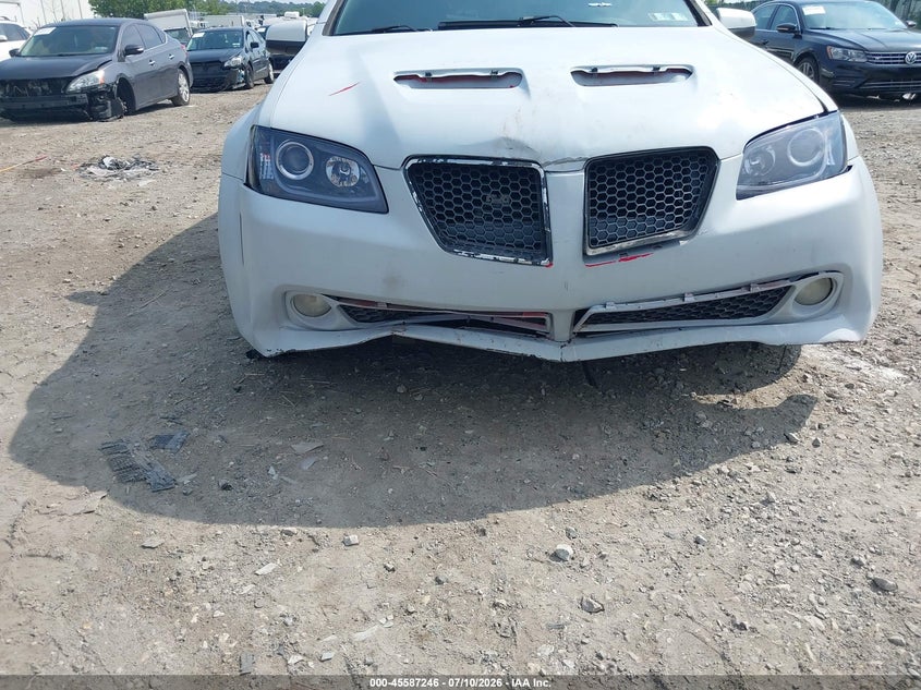 2008 Pontiac G8 VIN 6G2EC57Y68L140481 IAAI salvage auction — FRONT & REAR, Salvage (Pennsylvania), sold $1,800 on 2026-07-31 (photo 6)