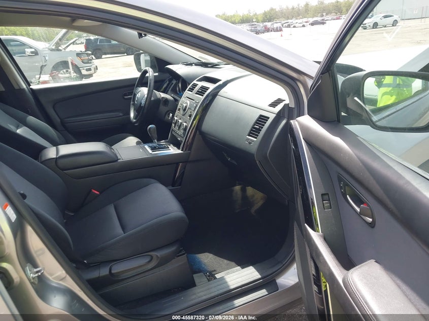 2009 Mazda Cx-9 VIN JM3TB38A990177611 IAAI salvage auction — RIGHT FRONT, Rebuildable (Florida), sold $700 on 2026-07-29 (photo 5)