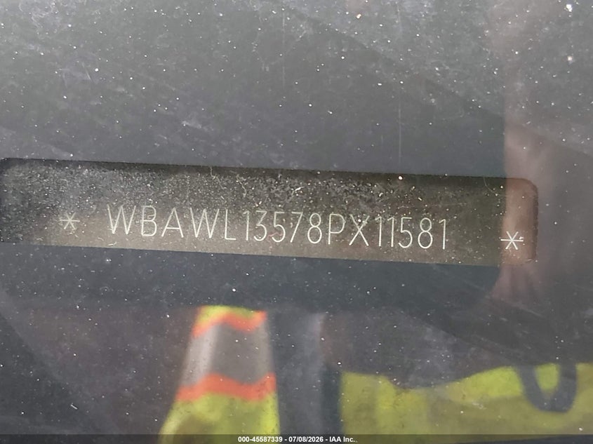 2008 BMW 3 series VIN WBAWL13578PX11581 IAAI salvage auction — VANDALISM, Clear (Virginia), sold $350 on 2026-07-17 (photo 9)