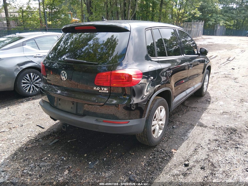 2014 Volkswagen Tiguan VIN WVGBV3AX0EW614957 IAAI salvage auction — NORMAL WEAR, Clear (Virginia), sold $425 on 2026-07-30 (photo 4)