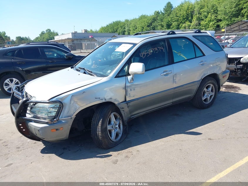 2003 Lexus Rx 300 VIN JTJHF10U530296547 IAAI salvage auction — SIDE, Salvage (Connecticut), sold $400 on 2026-07-23 (photo 2)