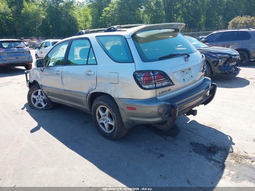 2003 Lexus Rx 300 VIN JTJHF10U530296547 IAAI salvage auction — SIDE, Salvage (Connecticut), sold $400 on 2026-07-23 (photo 3)