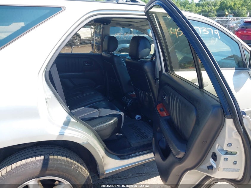 2003 Lexus Rx 300 VIN JTJHF10U530296547 IAAI salvage auction — SIDE, Salvage (Connecticut), sold $400 on 2026-07-23 (photo 8)