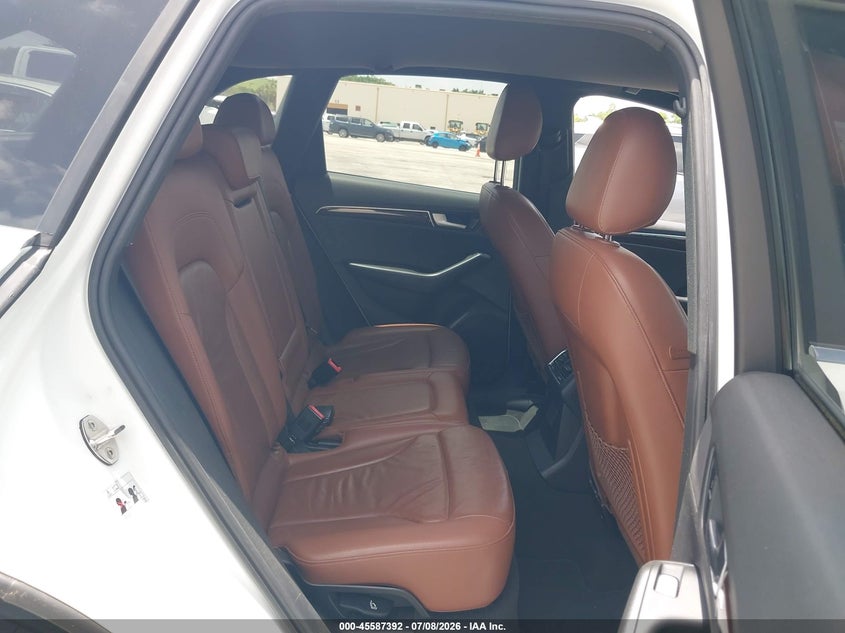 2012 Audi Q5 VIN WA1CFAFP1CA138628 IAAI salvage auction — NORMAL WEAR, Clear (Florida), sold $500 on 2026-07-30 (photo 8)