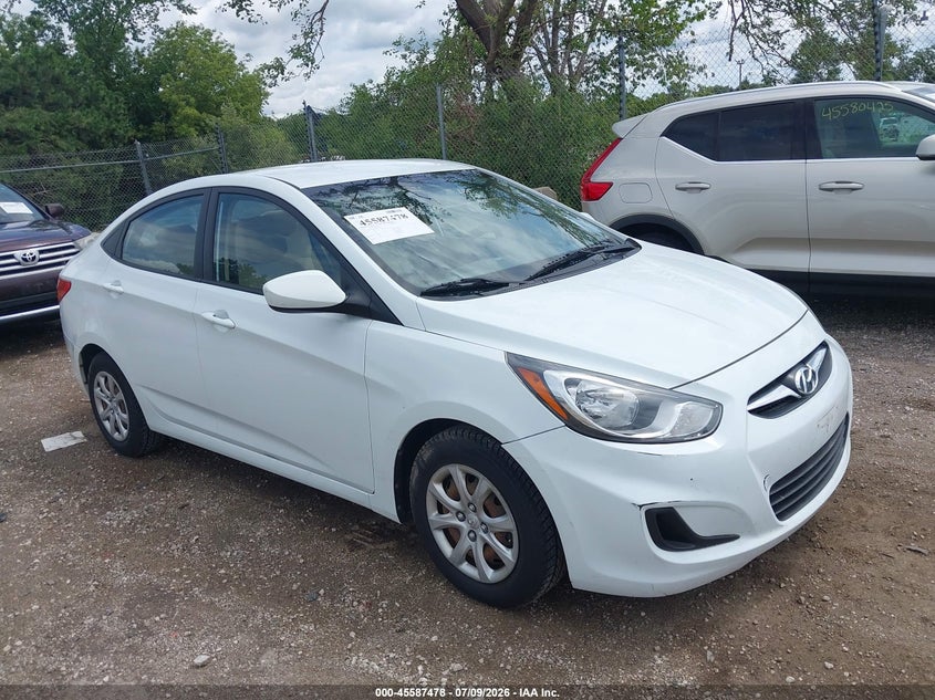 2013 Hyundai Accent VIN KMHCT4AE5DU420434 IAAI salvage auction — NORMAL WEAR, Clear-Endorsement (Wisconsin), sold $2,050 on 2026-07-14 (photo 1)